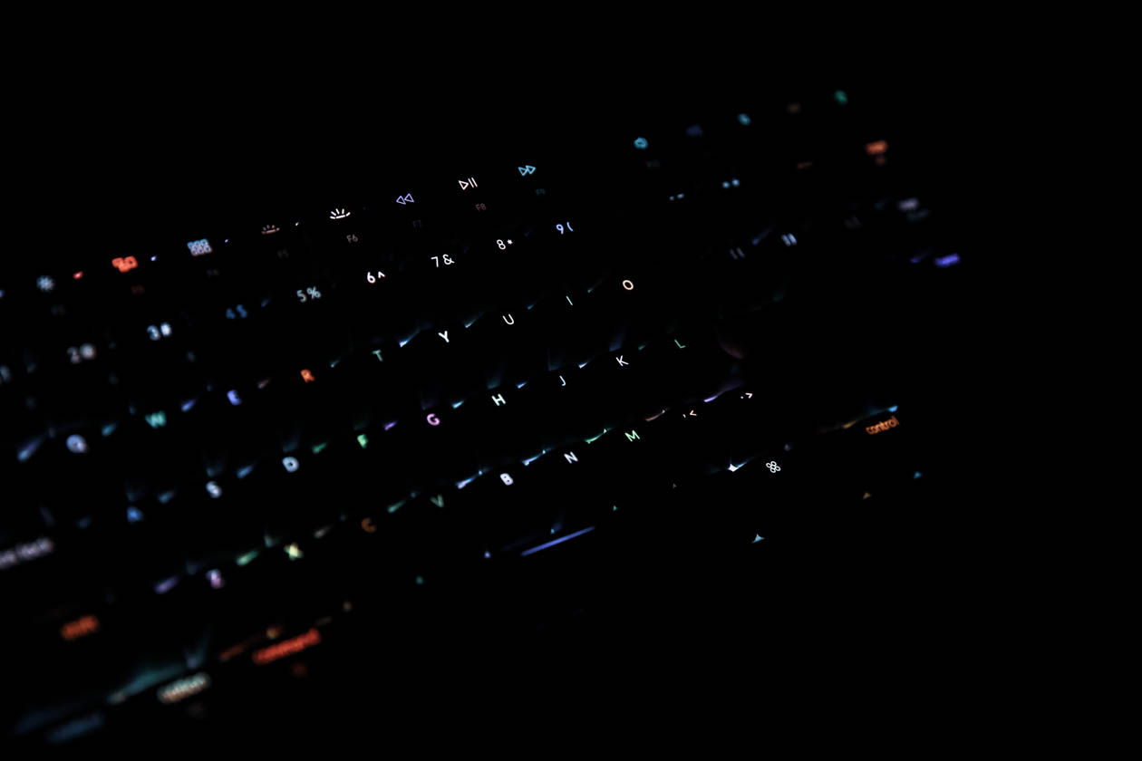③バックライトがキレイ