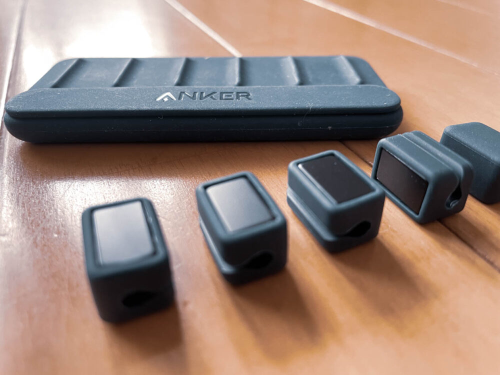 【レビュー】Anker Magnetic Cable Holderで