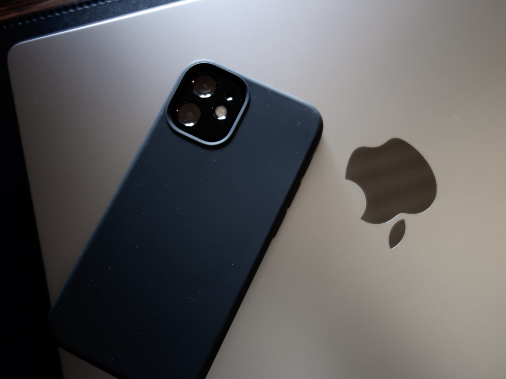 【レビュー】Anker Magnetic Silicone Caseを使ってみた感想